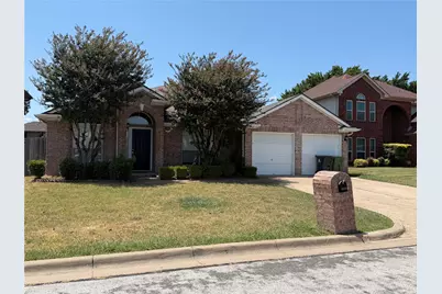 6224 St Leonard Drive, Arlington, TX 76001 - Photo 1