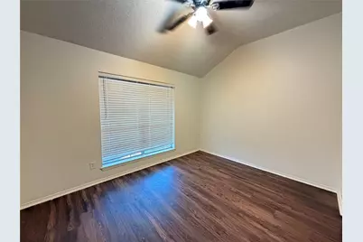 6224 St Leonard Drive, Arlington, TX 76001 - Photo 5