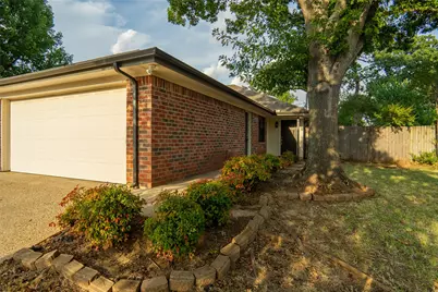 6616 Parkview Lane, North Richland Hills, TX 76182 - Photo 1