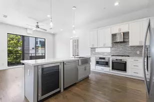 2450 N Garrett Ave, Dallas, TX 75206 - Photo 3