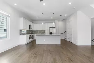 2450 N Garrett Ave, Dallas, TX 75206 - Photo 5