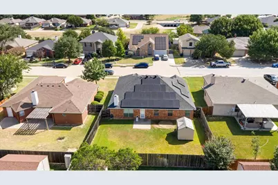 621 Creekview Drive, Burleson, TX 76028 - Photo 33
