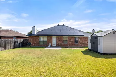 621 Creekview Drive, Burleson, TX 76028 - Photo 31