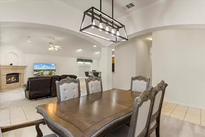621 Creekview Drive, Burleson, TX 76028 - Photo 9