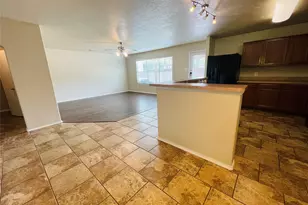 7561 Lazy Spur Blvd, Fort Worth, TX 76131 - Photo 3