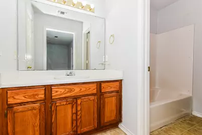 2127 N Village Drive, Bonham, TX 75418 - Photo 13