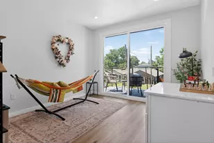1704 McBroom St, Dallas, TX 75212 - Photo 35