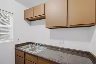 2538 Stovall Dr, Dallas, TX 75216 - Photo 13