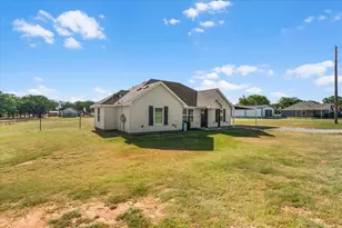 171 Brown Ln, Poolville, TX 76487 - Photo 27