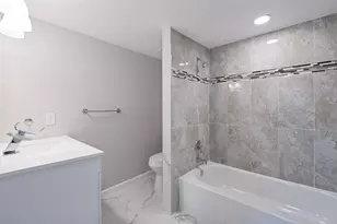 1618 San Francisco St, Carrollton, TX 75007 - Photo 13