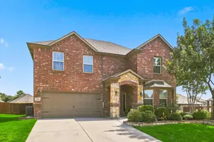 1100 Crest Breeze Dr, Fort Worth, TX 76052 - Photo 3