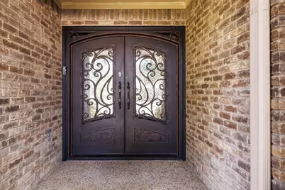 10126 Bridgegate Court, Dallas, TX 75243 - Photo 7