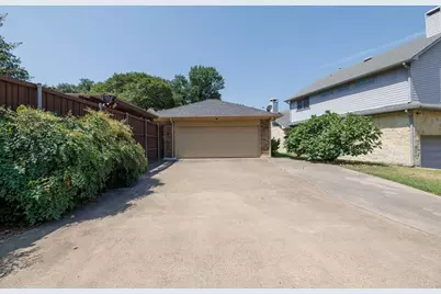 10126 Bridgegate Court, Dallas, TX 75243 - Photo 33