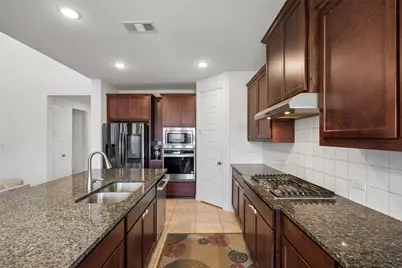 1804 Landing Street, Mansfield, TX 76063 - Photo 9
