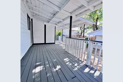 1912 Hurley Avenue, Fort Worth, TX 76110 - Photo 11