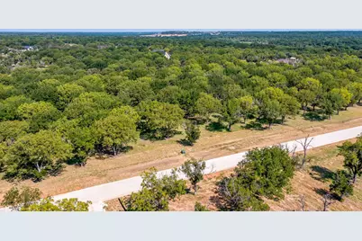 2525 Buckskin Drive, Granbury, TX 76049 - Photo 5