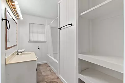 155 Chateau Drive, Fort Worth, TX 76134 - Photo 15