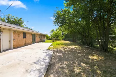 155 Chateau Drive, Fort Worth, TX 76134 - Photo 29