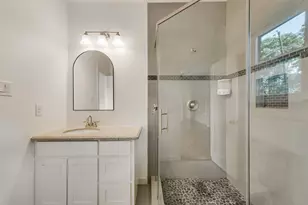 1124 Clara St, Fort Worth, TX 76110 - Photo 9