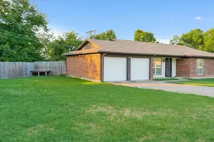 1500 High Ridge Rd, Benbrook, TX 76126 - Photo 1
