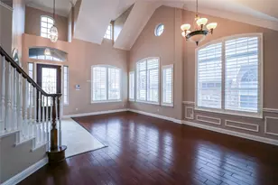 9130 Bottlebrush Ln, Irving, TX 75063 - Photo 3