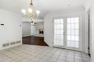 1812 Kynette Dr, Euless, TX 76040 - Photo 9