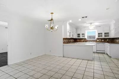 1812 Kynette Drive, Euless, TX 76040 - Photo 7