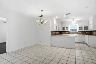 1812 Kynette Dr, Euless, TX 76040 - Photo 7