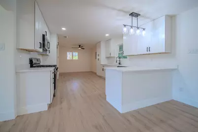 532 Plainview Drive, Hurst, TX 76054 - Photo 9