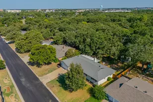 532 Plainview Dr, Hurst, TX 76054 - Photo 19