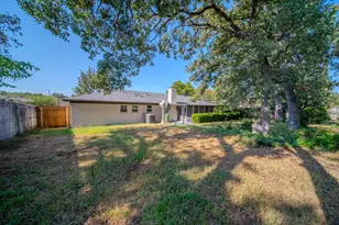 532 Plainview Dr, Hurst, TX 76054 - Photo 17