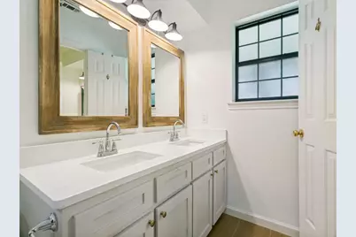 421 Frankie Lane, Lewisville, TX 75057 - Photo 23