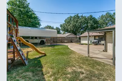 421 Frankie Lane, Lewisville, TX 75057 - Photo 35