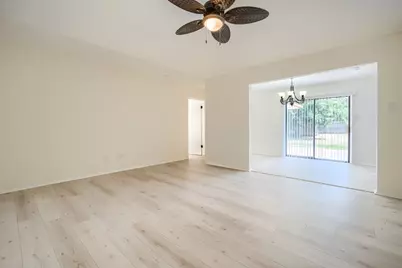3135 Maple Avenue, Greenville, TX 75402 - Photo 3