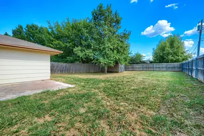 3135 Maple Avenue, Greenville, TX 75402 - Photo 19