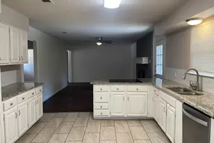 2232 Shady Brook Dr, Bedford, TX 76021 - Photo 7