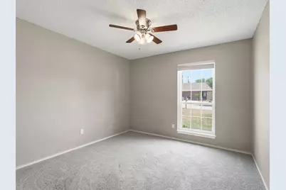 6206 Hott Springs Drive, Arlington, TX 76001 - Photo 15