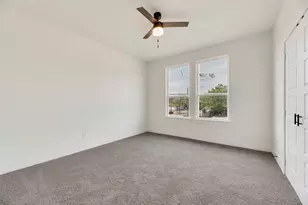 2326 Fairfax Dr, Irving, TX 75060 - Photo 21