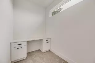 2326 Fairfax Dr, Irving, TX 75060 - Photo 19