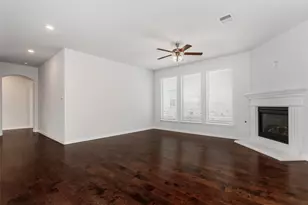 2036 Olivereta Dr, Little Elm, TX 75068 - Photo 9