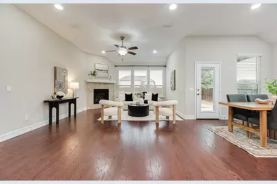 2913 Barnsley Drive, McKinney, TX 75071 - Photo 5