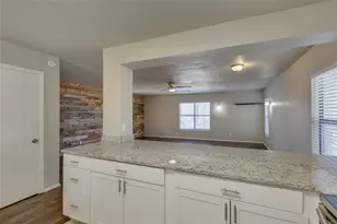 157 Harbor Dr, Gun Barrel City, TX 75156 - Photo 11