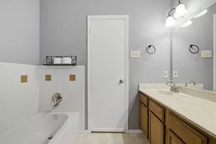 5909 Lake Hubbard Pkwy, Garland, TX 75043 - Photo 25