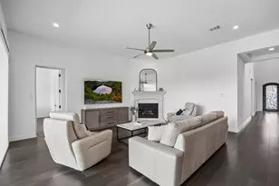 1212 Heritage W Ct, Flower Mound, TX 75028 - Photo 11