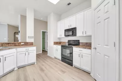 4801 Summer Oaks Lane, Fort Worth, TX 76123 - Photo 13