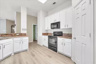 4801 Summer Oaks Ln, Fort Worth, TX 76123 - Photo 13