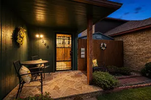 240 Dewey Ct, Irving, TX 75060 - Photo 3