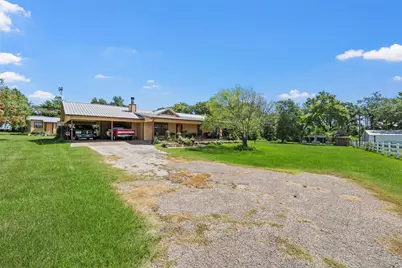 671 Lcr 516, Mexia, TX 76667 - Photo 3
