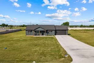 259 Stillmeadow Wy, Whitney, TX 76692 - Photo 1