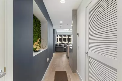1200 Main Street #1607, Dallas, TX 75202 - Photo 3